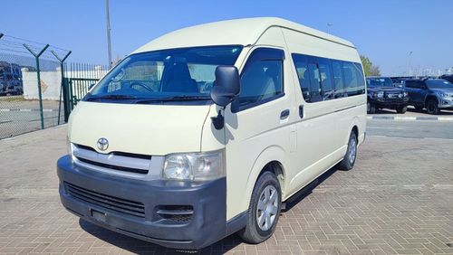 Toyota Hiace TRH223-6007320 || TOYOTA	HIACE 2003 || WHITE	2700	RHD AUTO || EXPORT ONLY.