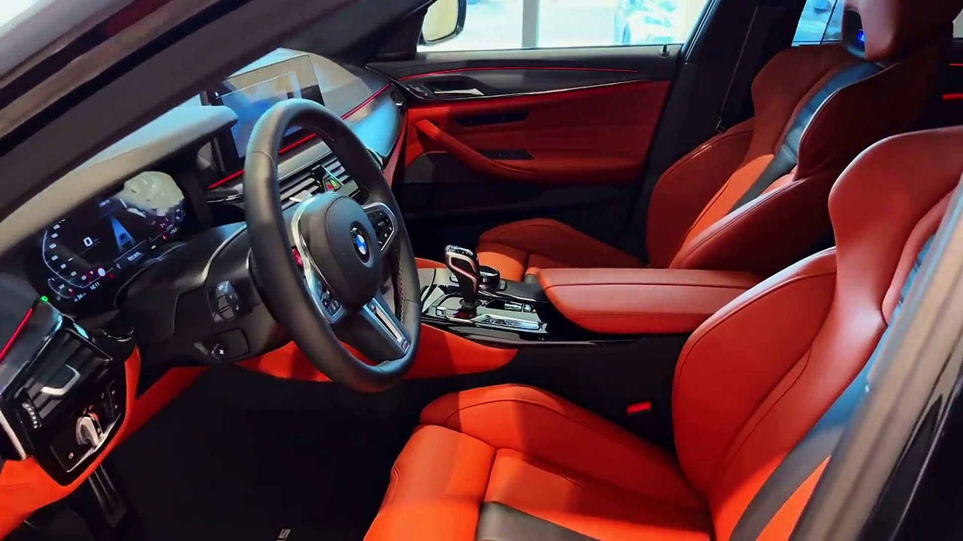 بي أم دبليو M5 interior - Rear Seats