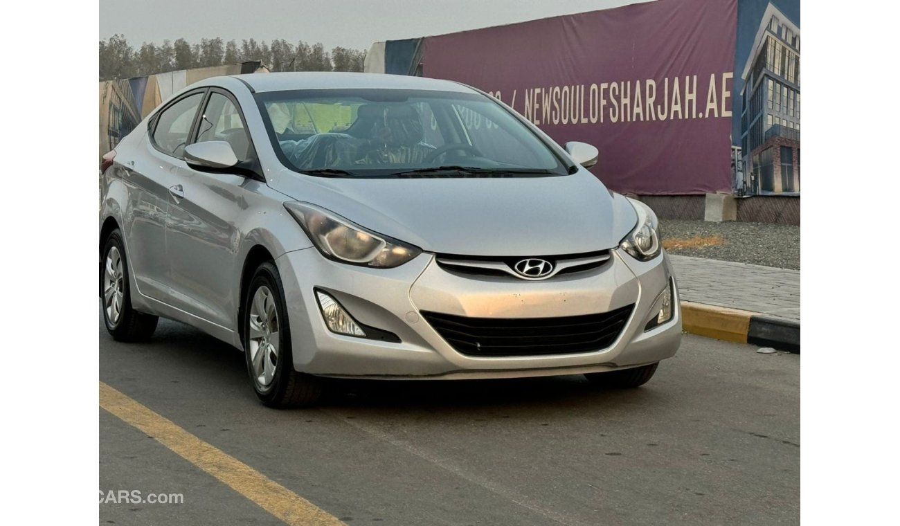 Hyundai Elantra GL In excellent condition inside and out