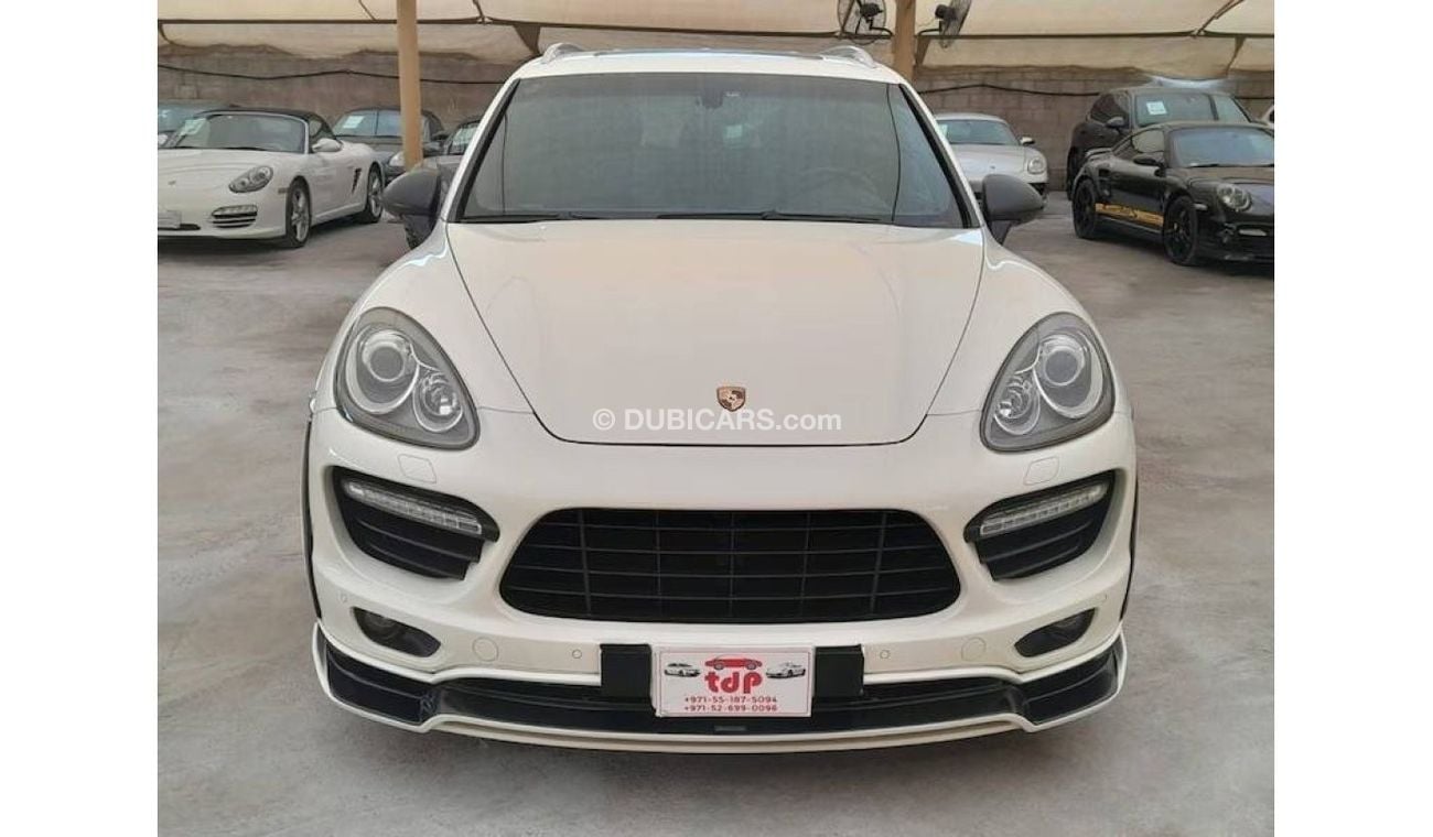 بورش كايان PORSCHE CAYENNE S 4.8L 2011 WITH SUNROOF, AERO BODY KIT, LEATHER SEATS, T.V NAVIGATION AND MUCH MORE