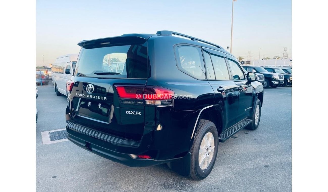 Toyota Land Cruiser TOYOTA LC300 GXR 3.5L TWIN TURBO 2024 WITH SUNROOF 273000 AED FOR EXPORT PRICE