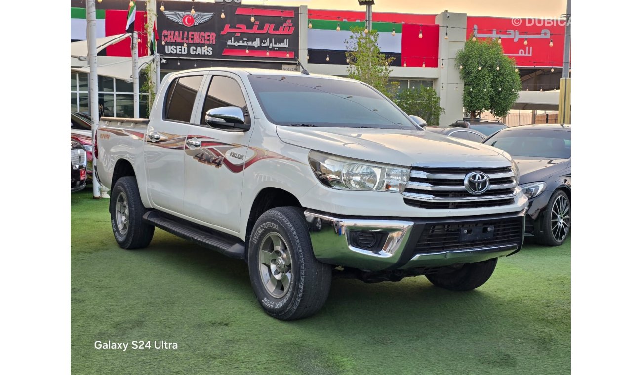 تويوتا هيلوكس Double Cabin 2017 model Gcc 2.7L GLS