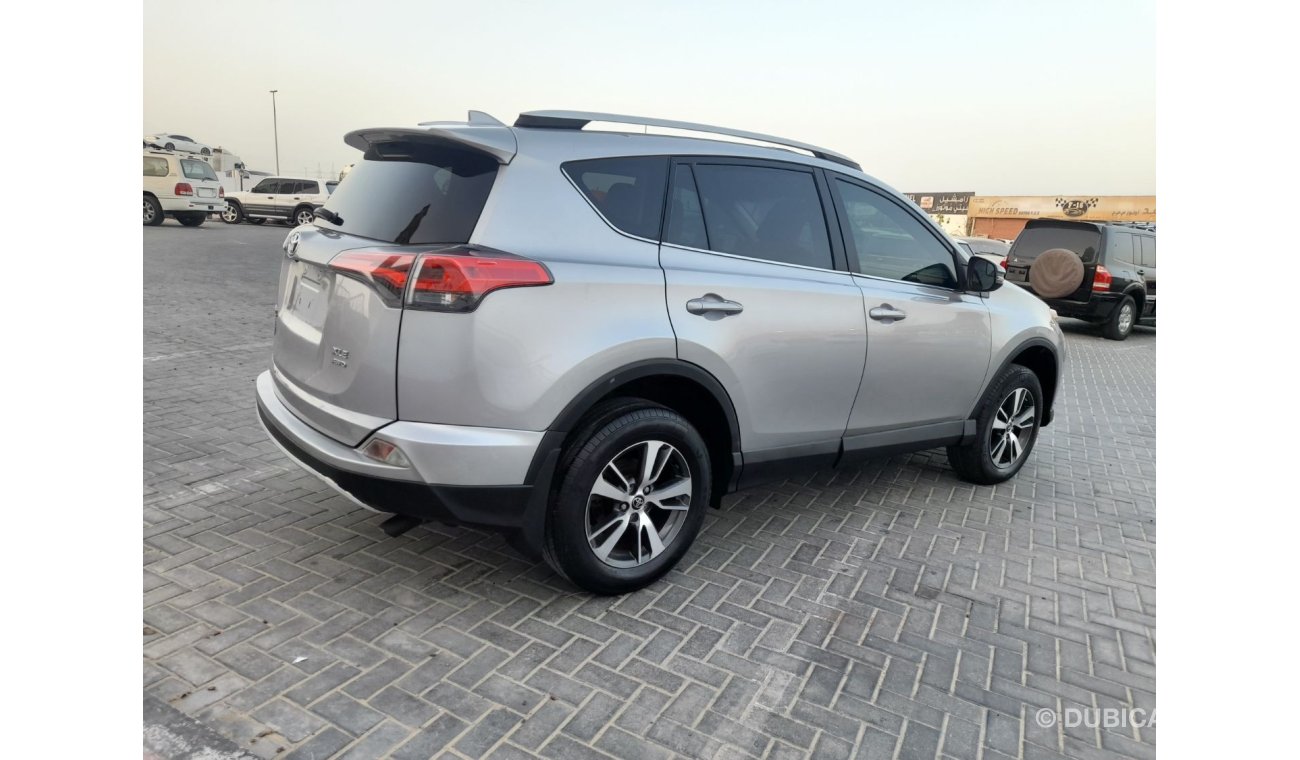 Toyota RAV4 Toyota Rav4 2016 Xle 4x4