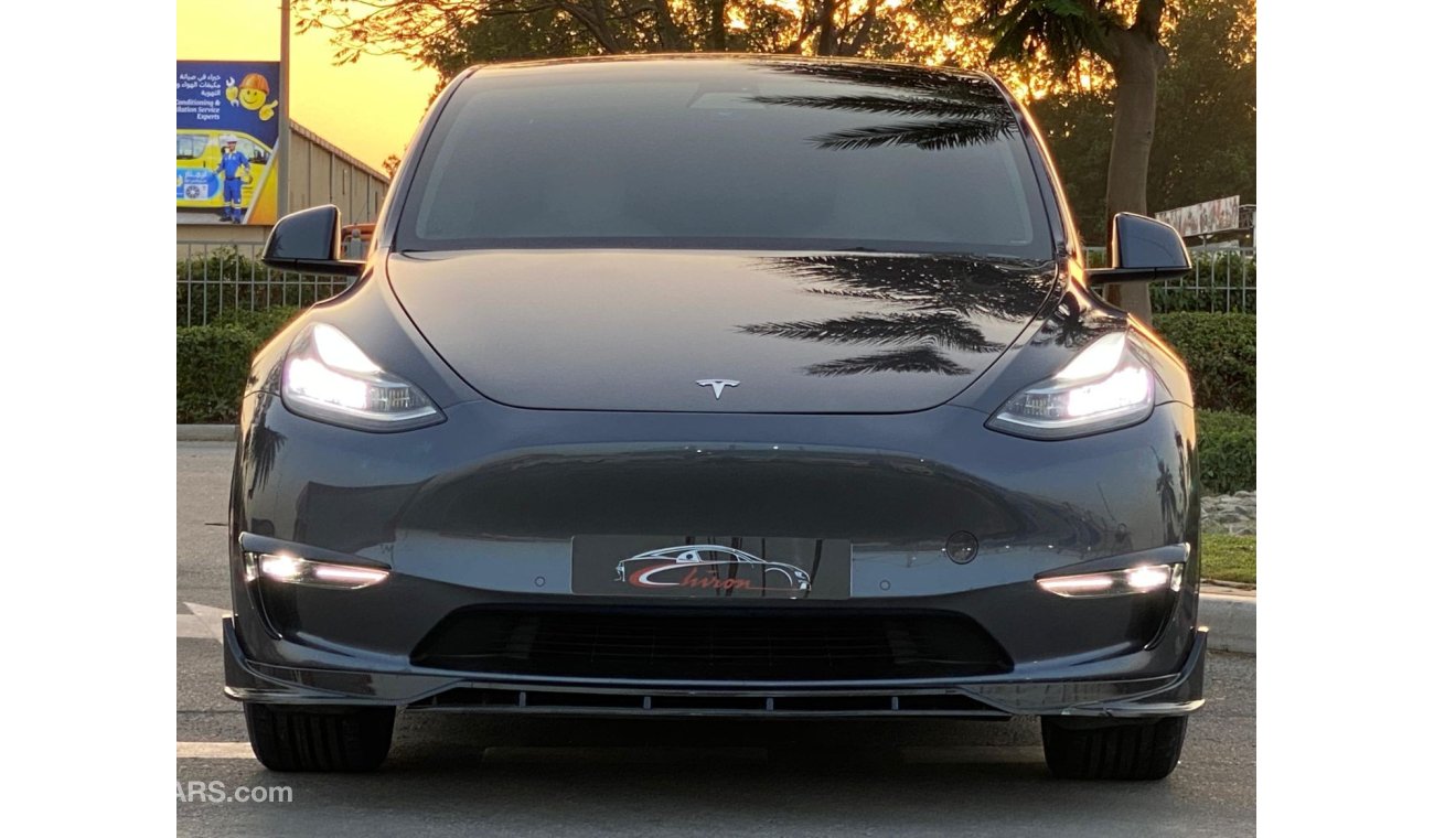 Tesla Model Y FULL BODY CARBON FIBER KIT - SPECIAL STEERING -WELL MAINTAINED