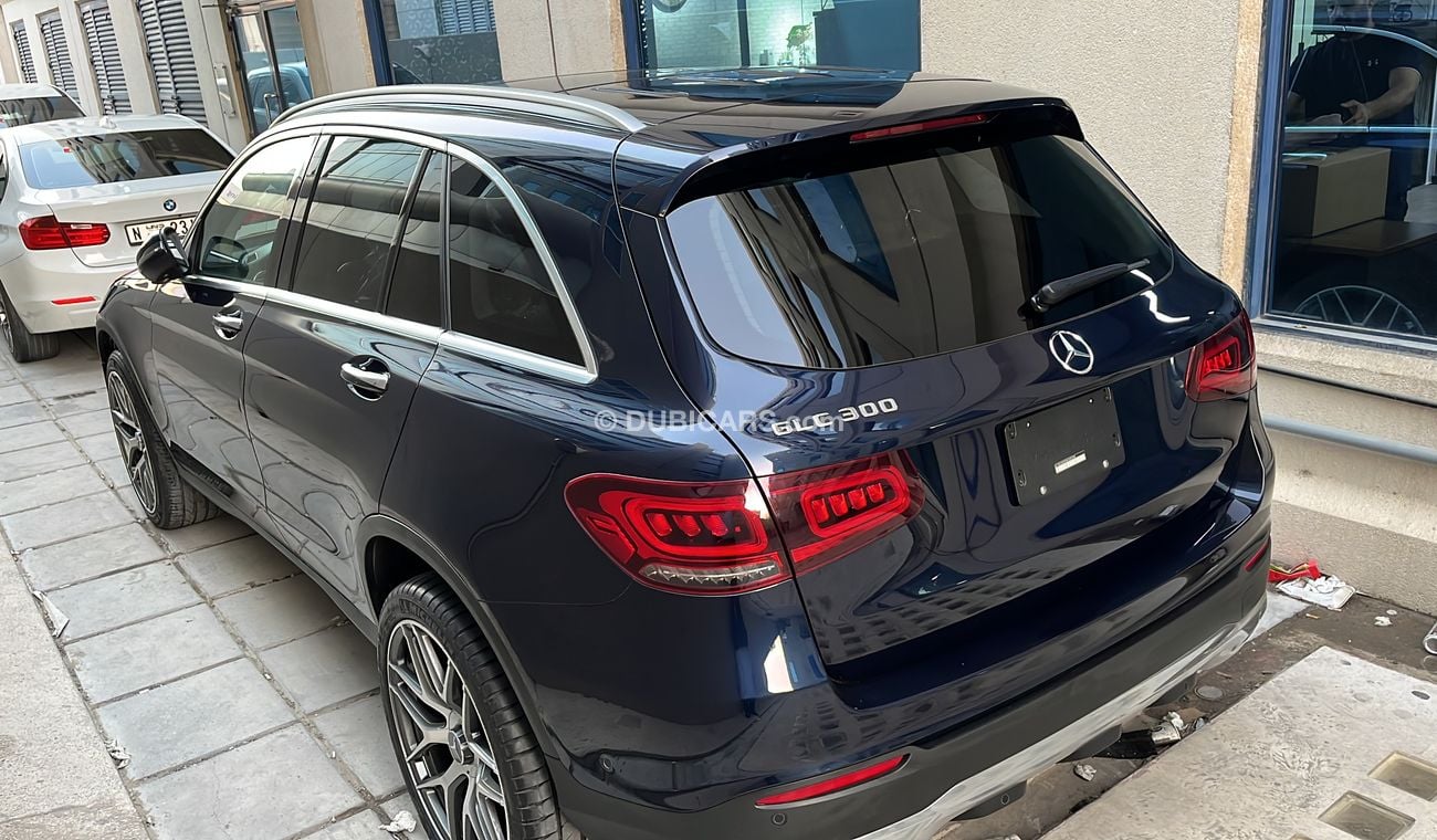 مرسيدس بنز GLC 300 Std 2.0L