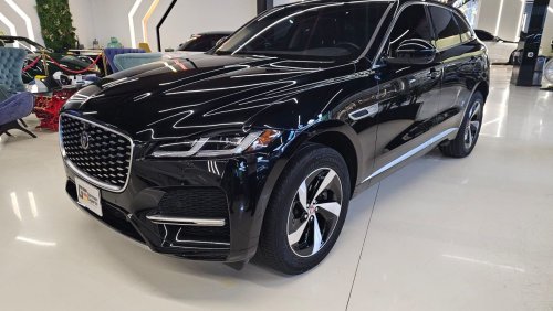 Jaguar F Pace 2022 Jaguar F-Pace R-Dynamic SE P250/10,000KM Only /Perfect Condition/No Paint