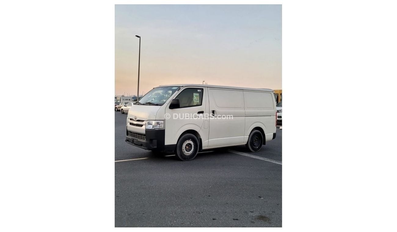 تويوتا هاياس Toyota Hiace Cargo Standard 2.7L Petrol 2023