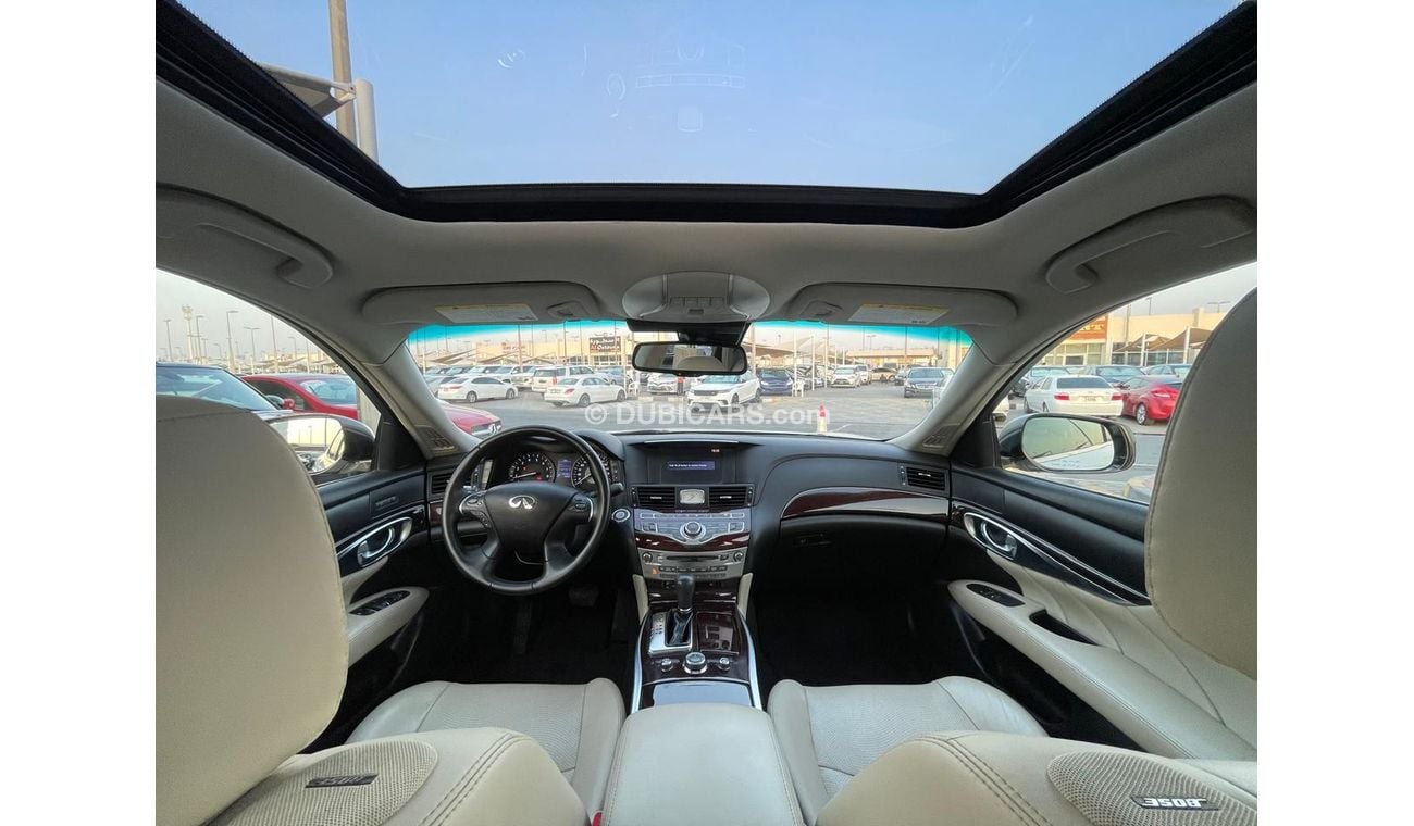 إنفينيتي Q70 Luxury Infiniti Q70_Gcc_2017_Excellent_Condition _Full option