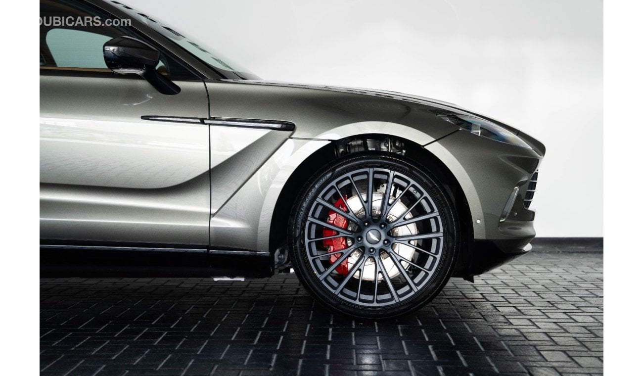 أستون مارتن DBX 2023 - ASTON MARTIN DBX - DELIVERY KMS - CARBON PACKAGE - 2 YEARS WARRANTY