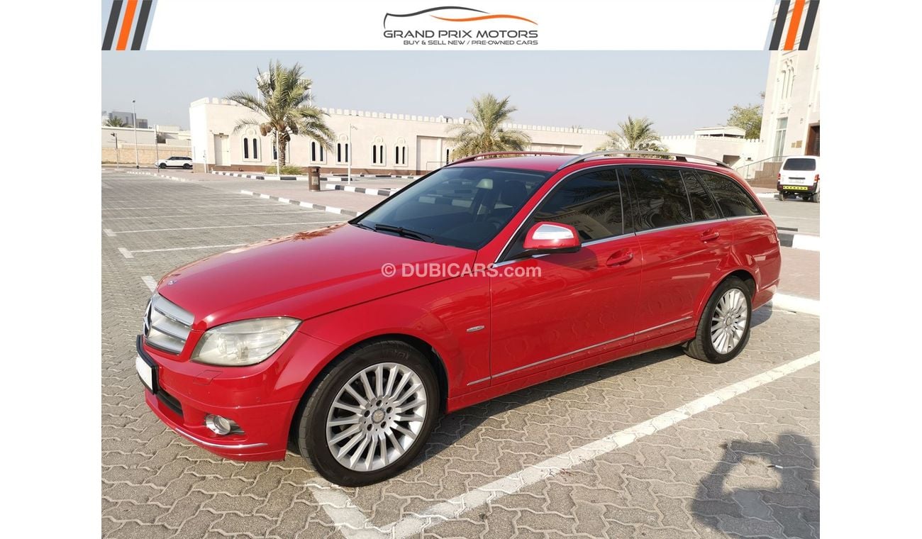 مرسيدس بنز C200 Mercedes C200 Elegance Station Wagon V4 2.0L GCC 2009 Model In Perfect Condition