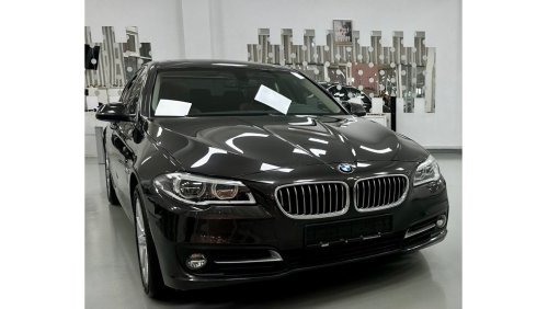 BMW 528i Exclusive GCC .. FSH .. Original Paint .. Perfect Condition .. 2 L