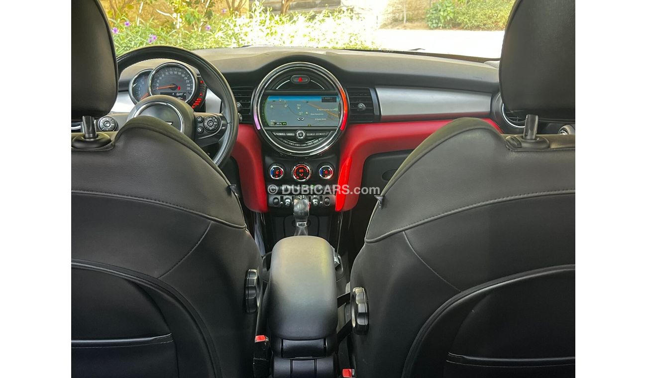 Mini Cooper Std 1.5L (5 Seater)