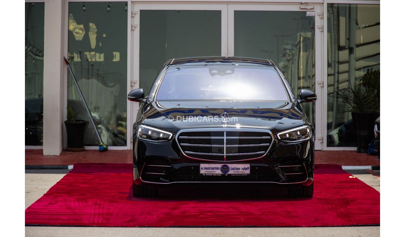 مرسيدس بنز S 500 Mercedes-Benz S 500 -2022 black/red