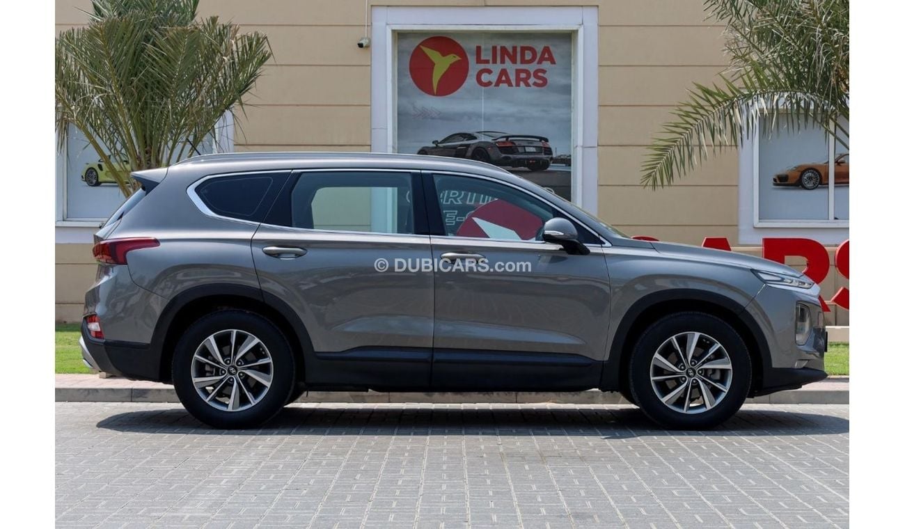 Hyundai Santa Fe GL Hyundai Santa Fe 2019 GCC under Warranty with Flexible Down-Payment/ Flood Free.