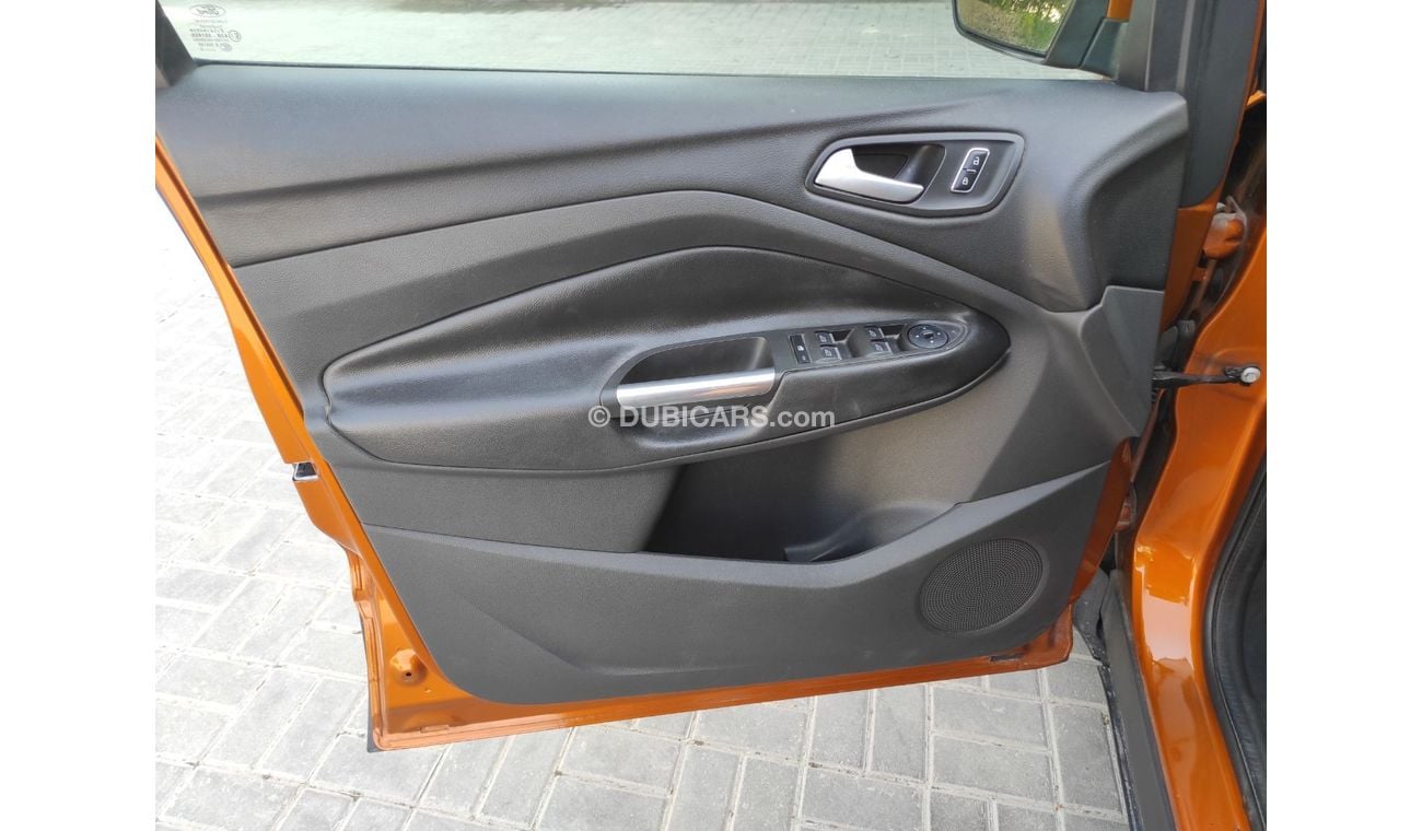 فورد إيسكاب Ford Escape 2015 Gcc full automatic