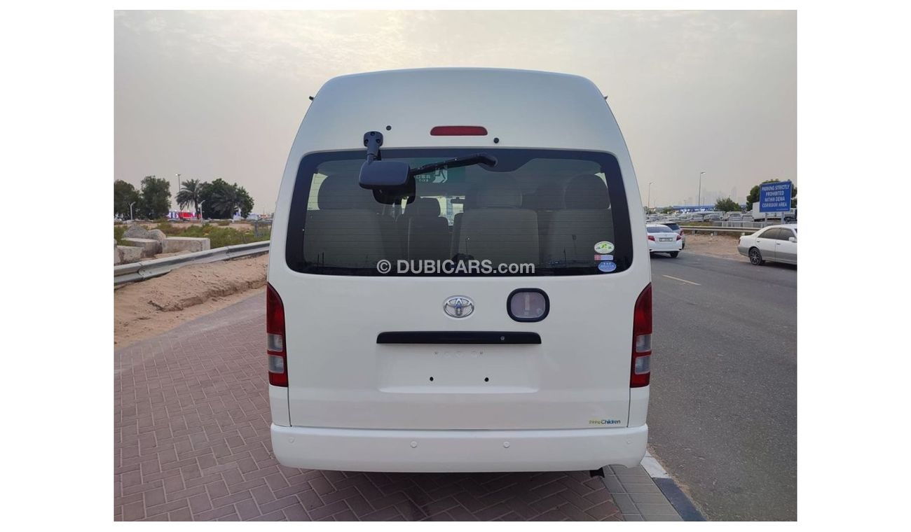 تويوتا هاياس TRH228-0001018 ||  TOYOTA HIACE (VAN)	2005	WHITE	CC2700	PETROL	RHD	AUTO	|| EXPORT ONTY