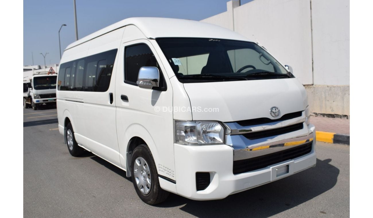 تويوتا هاياس Toyota Hiace Highroof Bus 13 seater, model:2019. Excellent condition