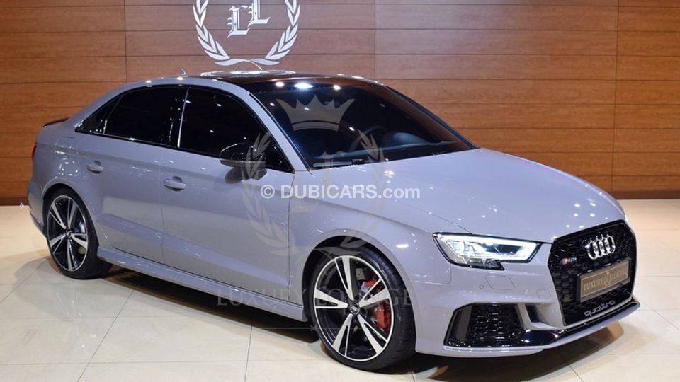 Used Audi RS3 2017 for sale in Dubai - 131027