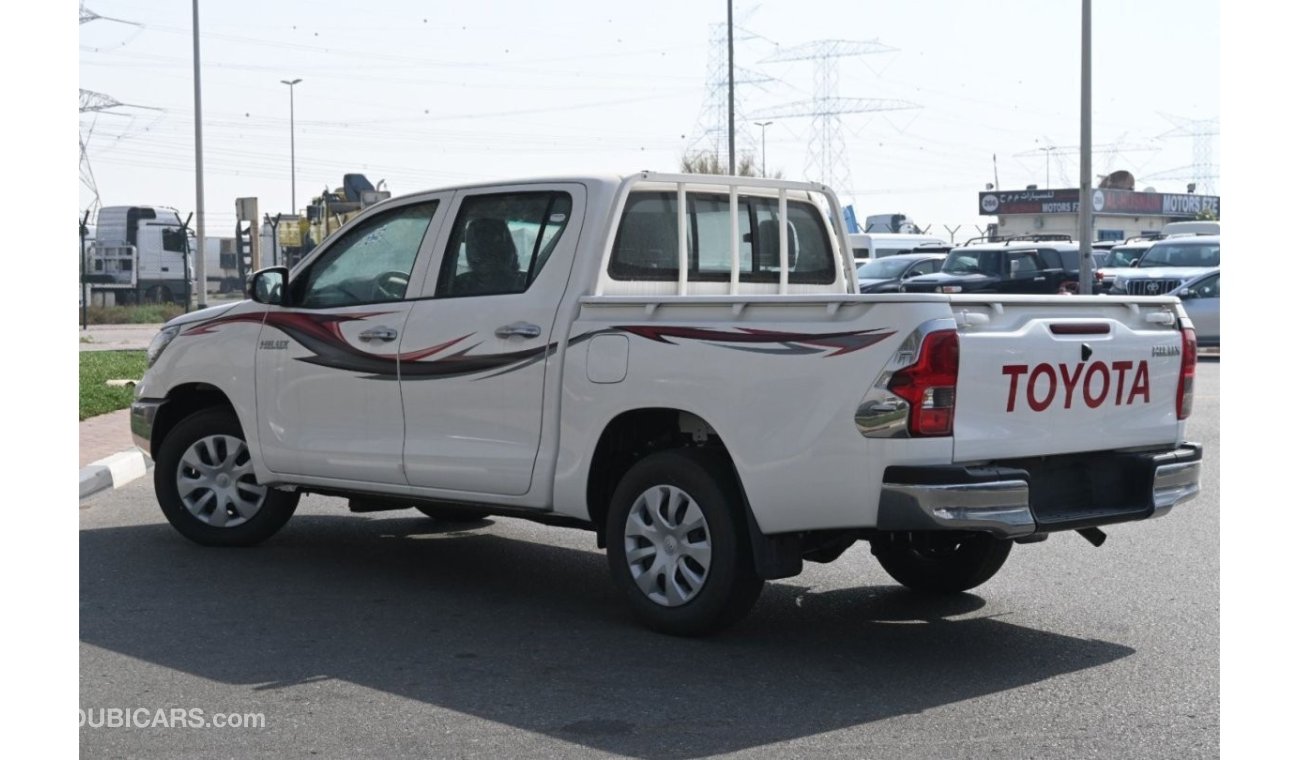 Toyota Hilux DC DIESEL 2.4L 4X2 manual.  2023