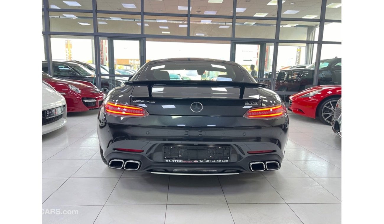 مرسيدس بنز AMG GT S