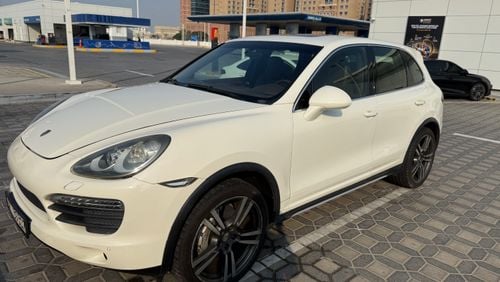 Porsche Cayenne S, V8, 4.8L, GCC, Agent’s maintenance, Good condition