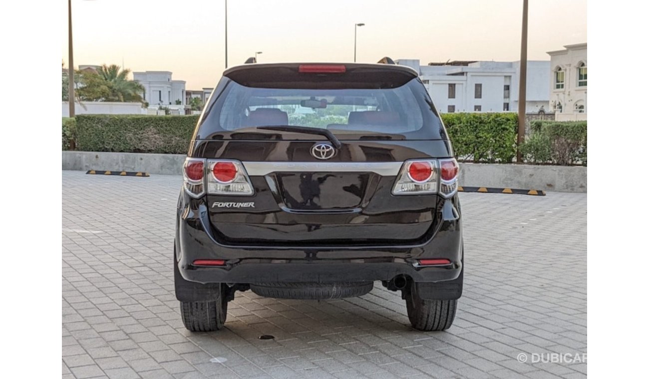 تويوتا فورتونر Toyota fortuner 2009 facelift 2015 GCC In Excellent Condition Gasoline left hand drive