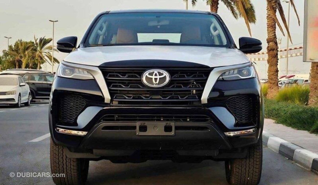 تويوتا فورتونر Toyota fortuner 2.7L petrol MY2024 V4 FOR EXPORT ONLY.