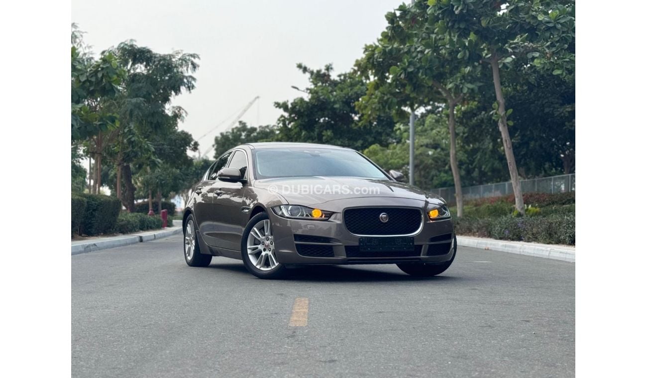 Jaguar XE HSE 2.0L (250 HP)