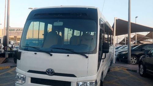 Toyota Coaster DIESEL 4.2L 23 SEATER MANUAL TRANSMISSION