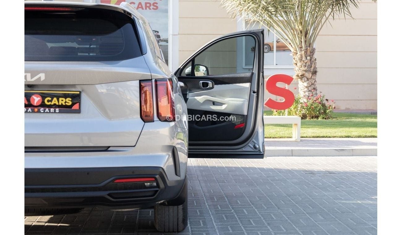 كيا سورينتو Base 2.4L FWD Kia Sorento 2023 GCC under Warranty with Flexible Down-Payment.