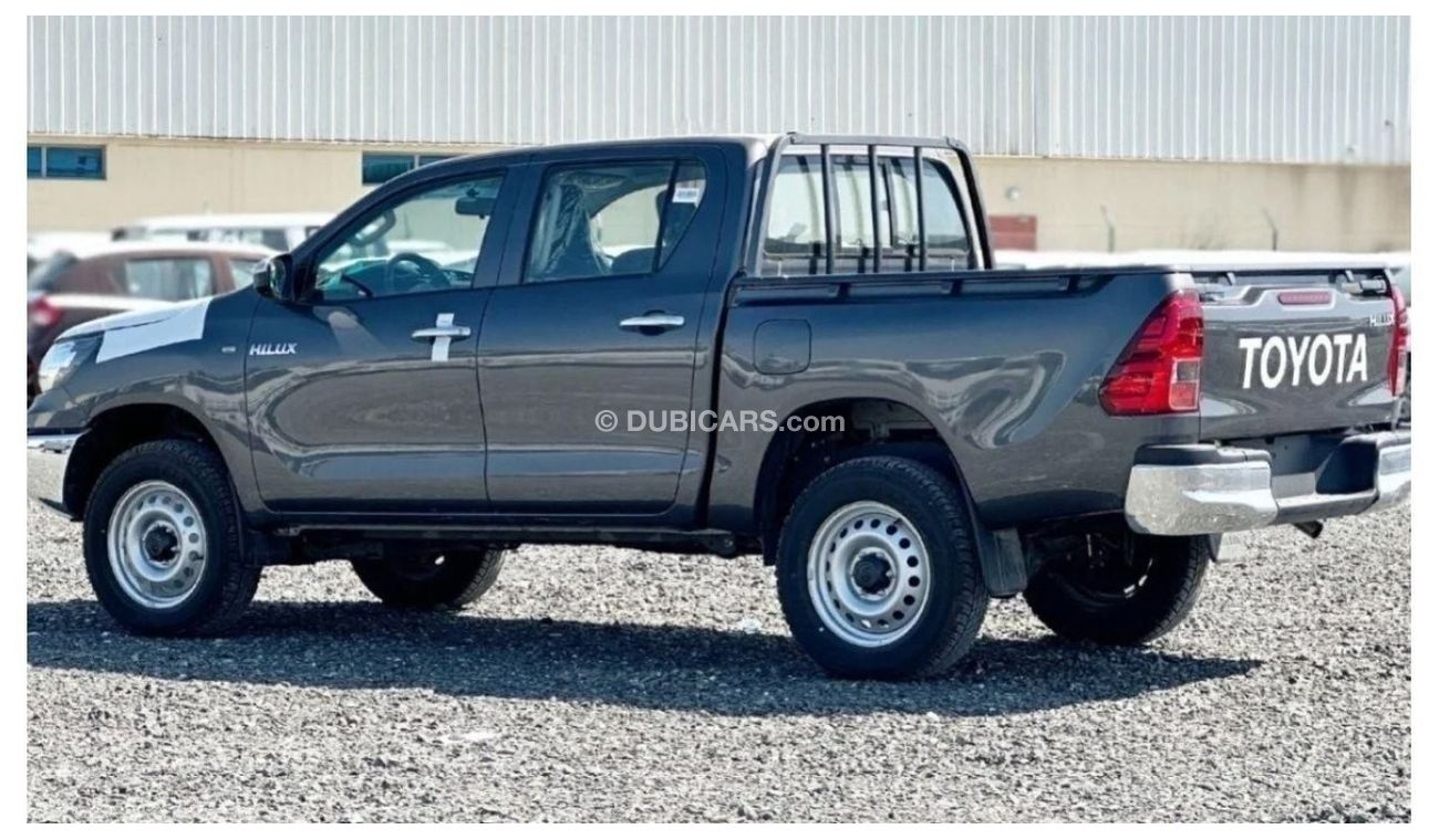 تويوتا هيلوكس Toyota Hilux 2.4L 2024 basic option V4 WITH WINDOWS POWER