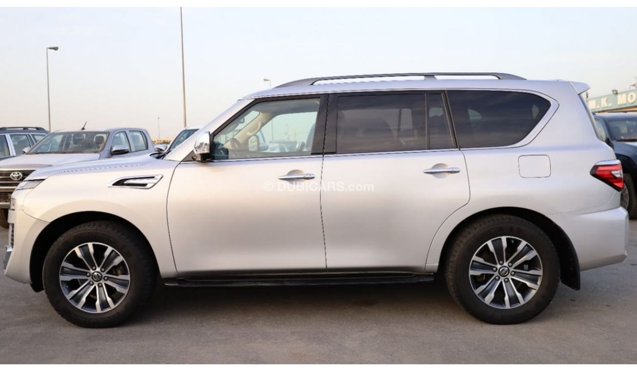 Nissan Patrol NISSAN PATROL 2018 SILVER