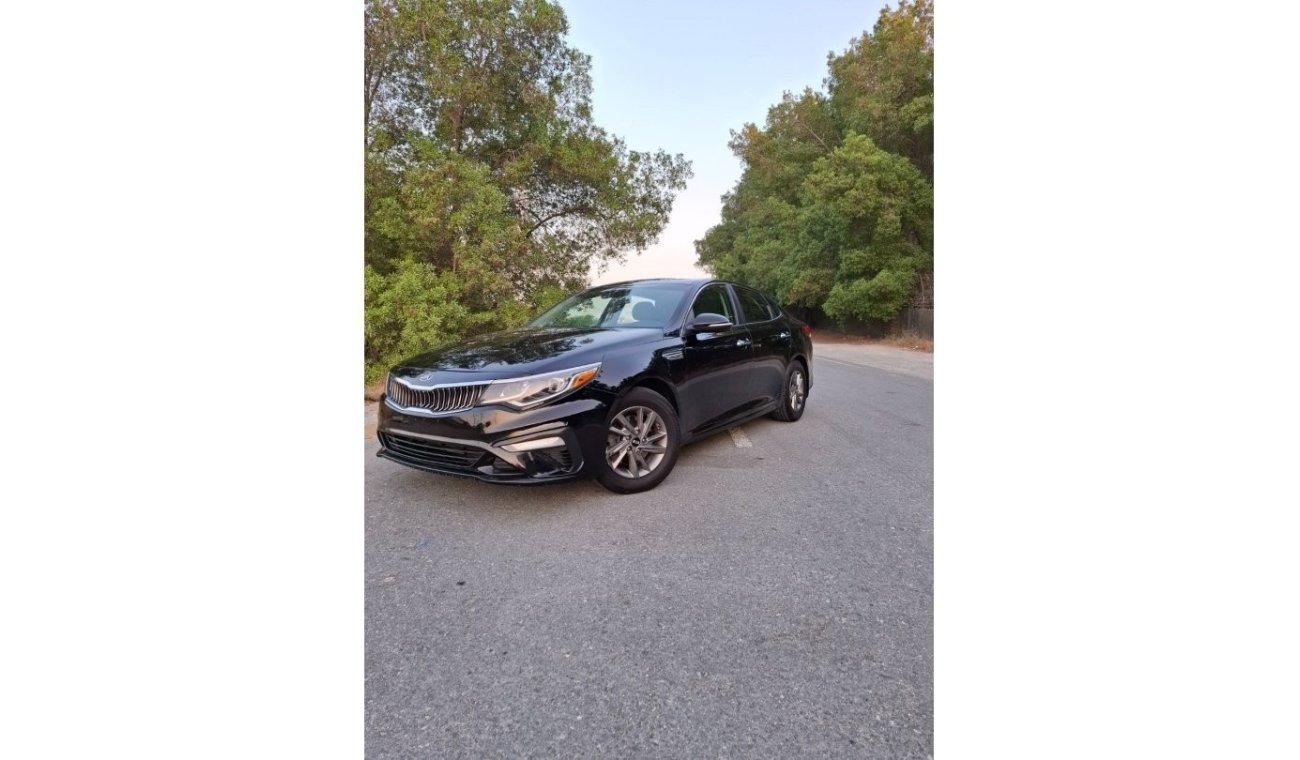 Kia Optima Kia Optima American, accident-free, in excellent condition inside and out