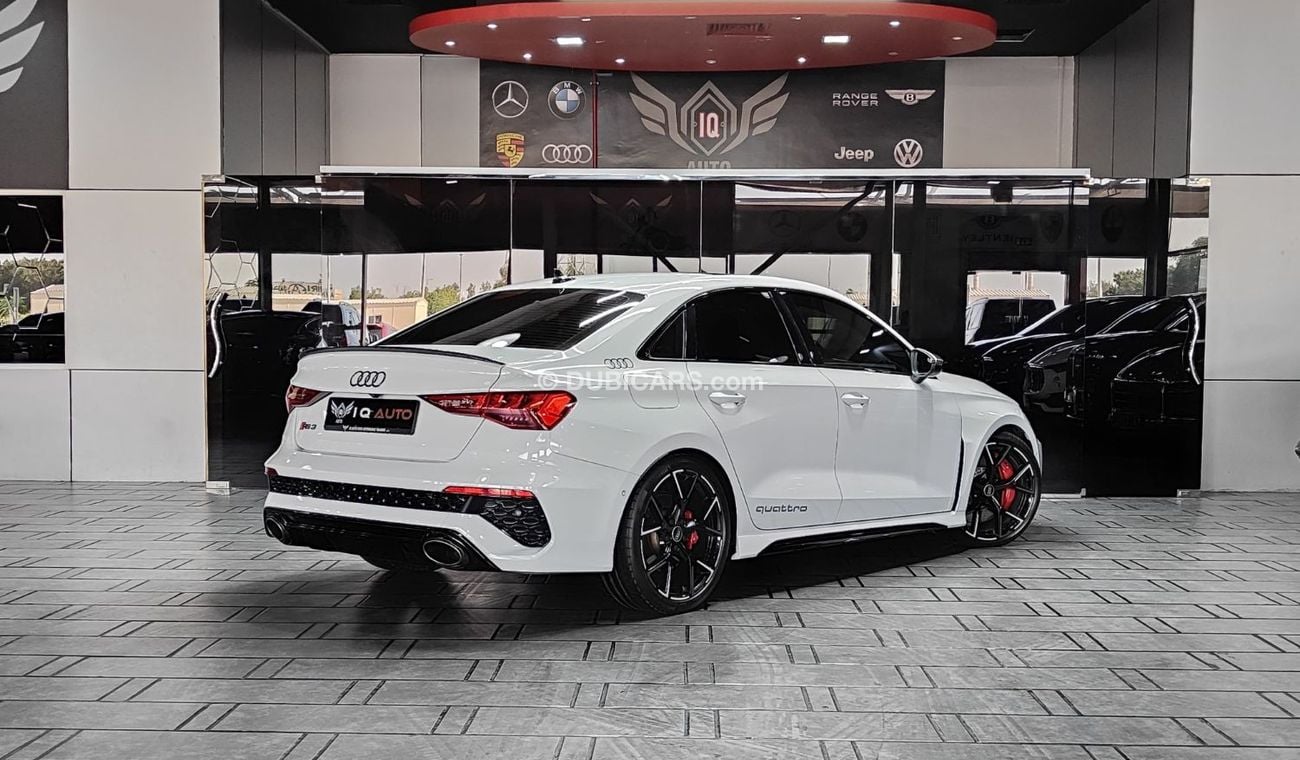 Audi RS3 TFSI quattro 2.5L Sedan AED 3,700 P.M | 2022 AUDI RS3 QUATTRO | AUDI WARRANTY AND SERVICE CONTRACT |