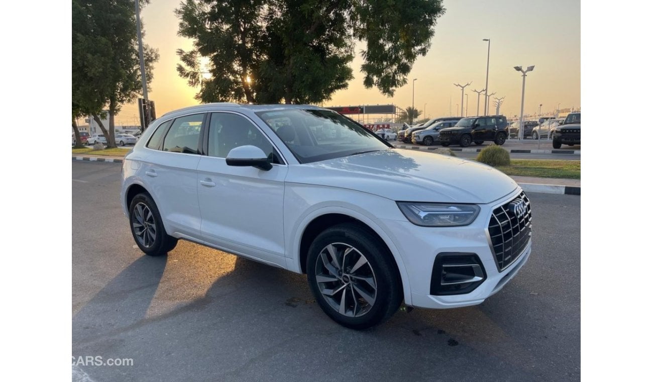 Audi Q5 English