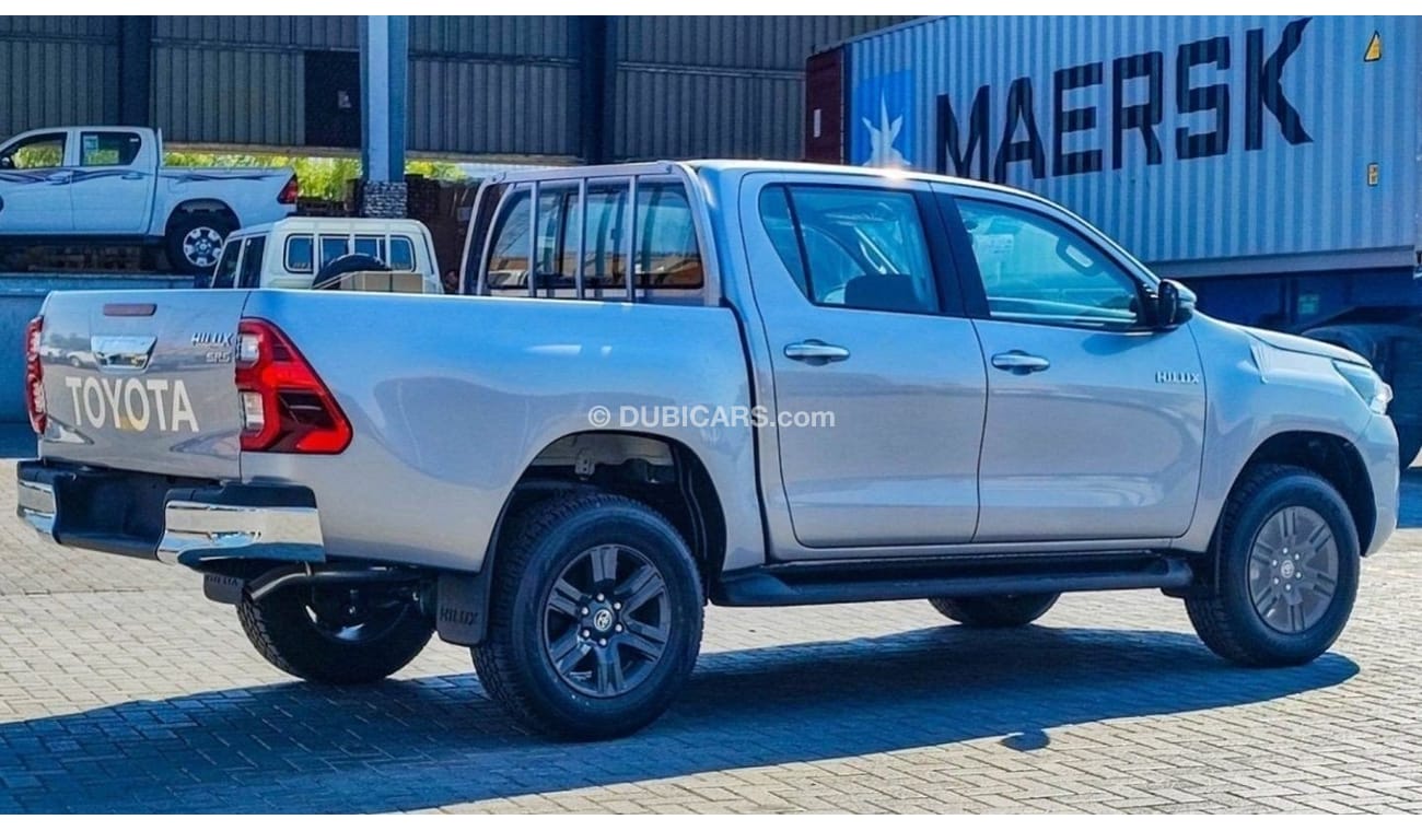 تويوتا هيلوكس Hilux 2.4L diesel full option MY24