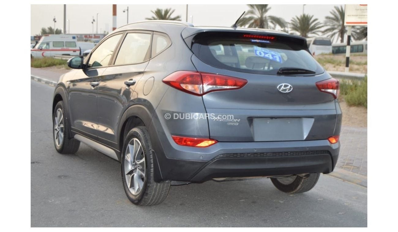 Hyundai Tucson Full option clean car