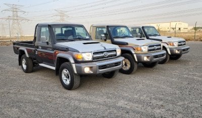 Toyota Land Cruiser Pick Up LOCAL - EXPORT SALE OK /// 4.5 V8 FULL OPTION