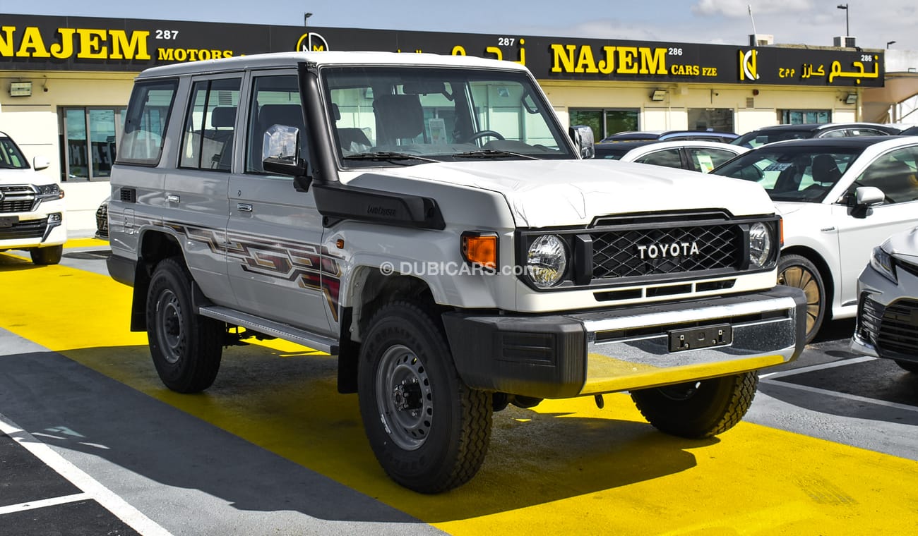 Toyota Land Cruiser Hard Top 4.5L Diesel V8