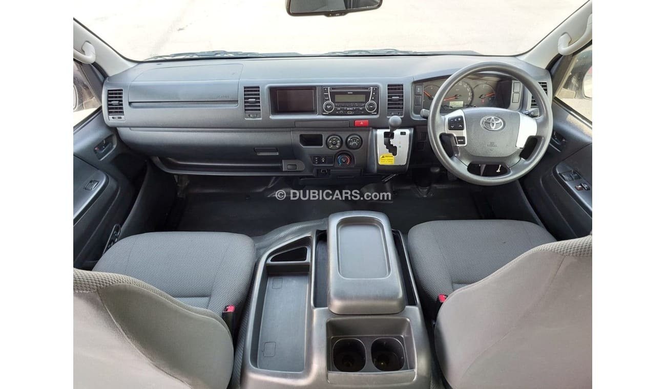 تويوتا هاياس TOYOTA HIACE COMMUTER VAN RIGHT HAND DRIVE(PM64467)