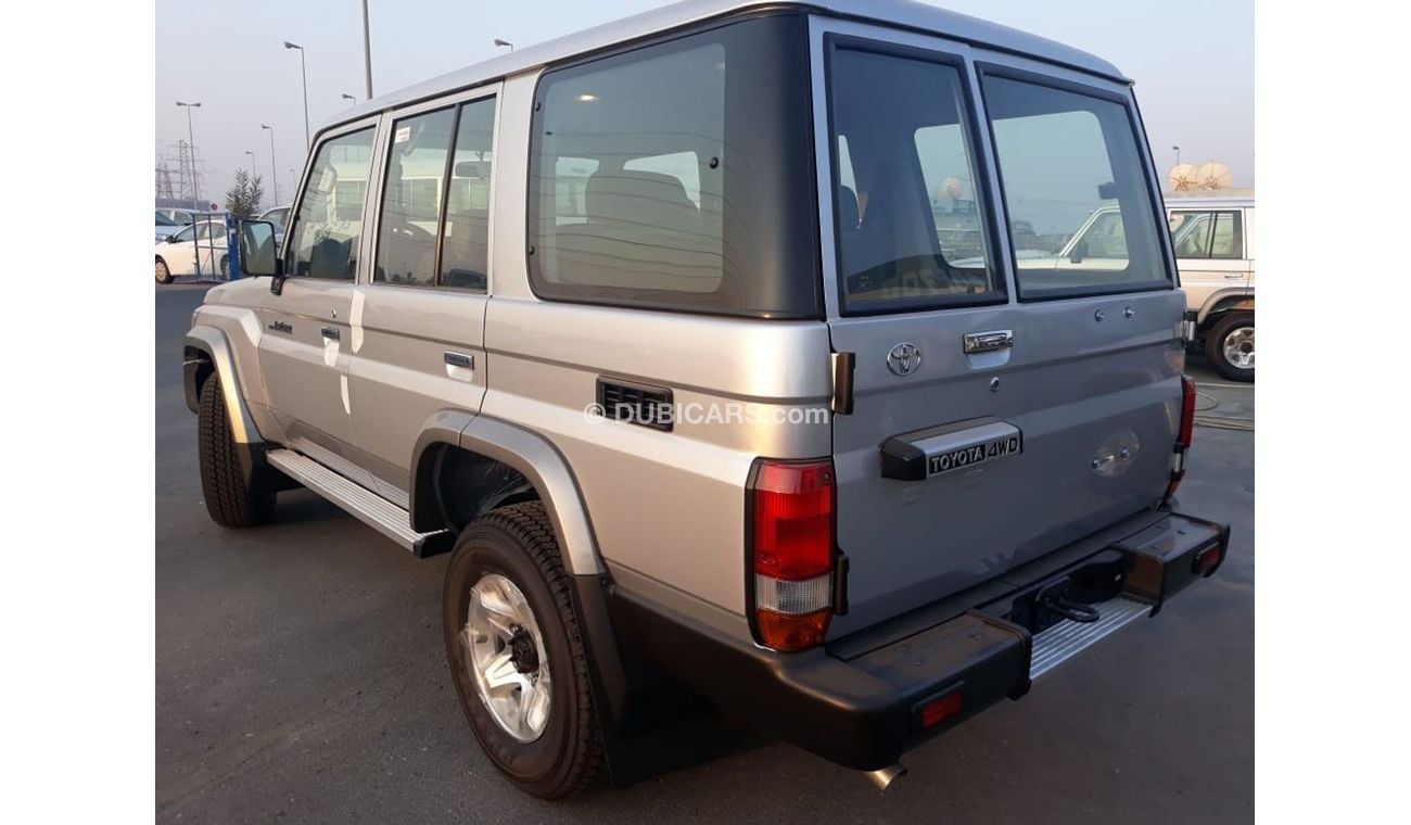 Toyota Land Cruiser 4.2L DIESEL LC76 HARDTOP 5 DOOR