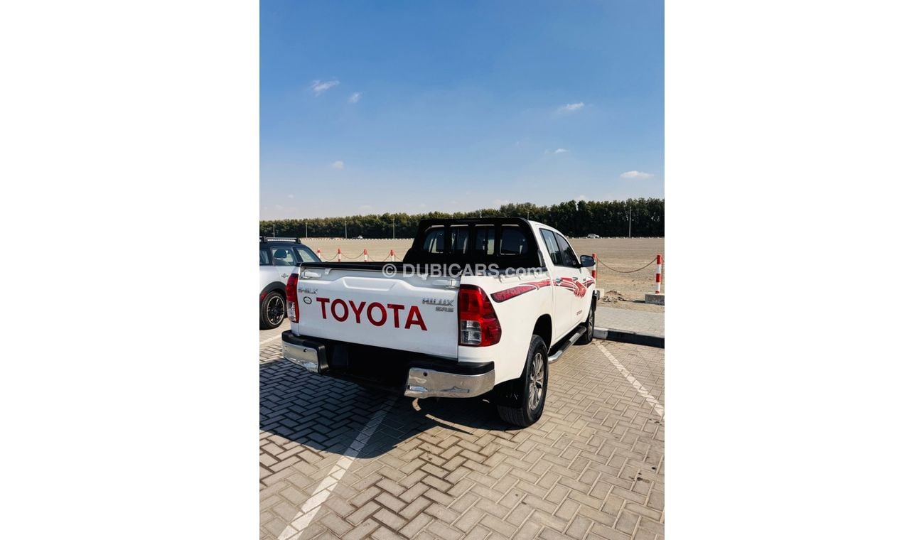 Toyota Hilux S GLX 2.7L 4WD A/T