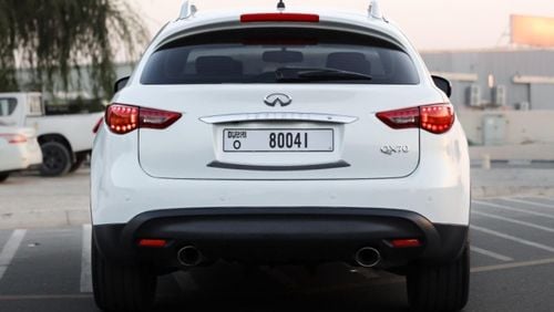 Infiniti QX70