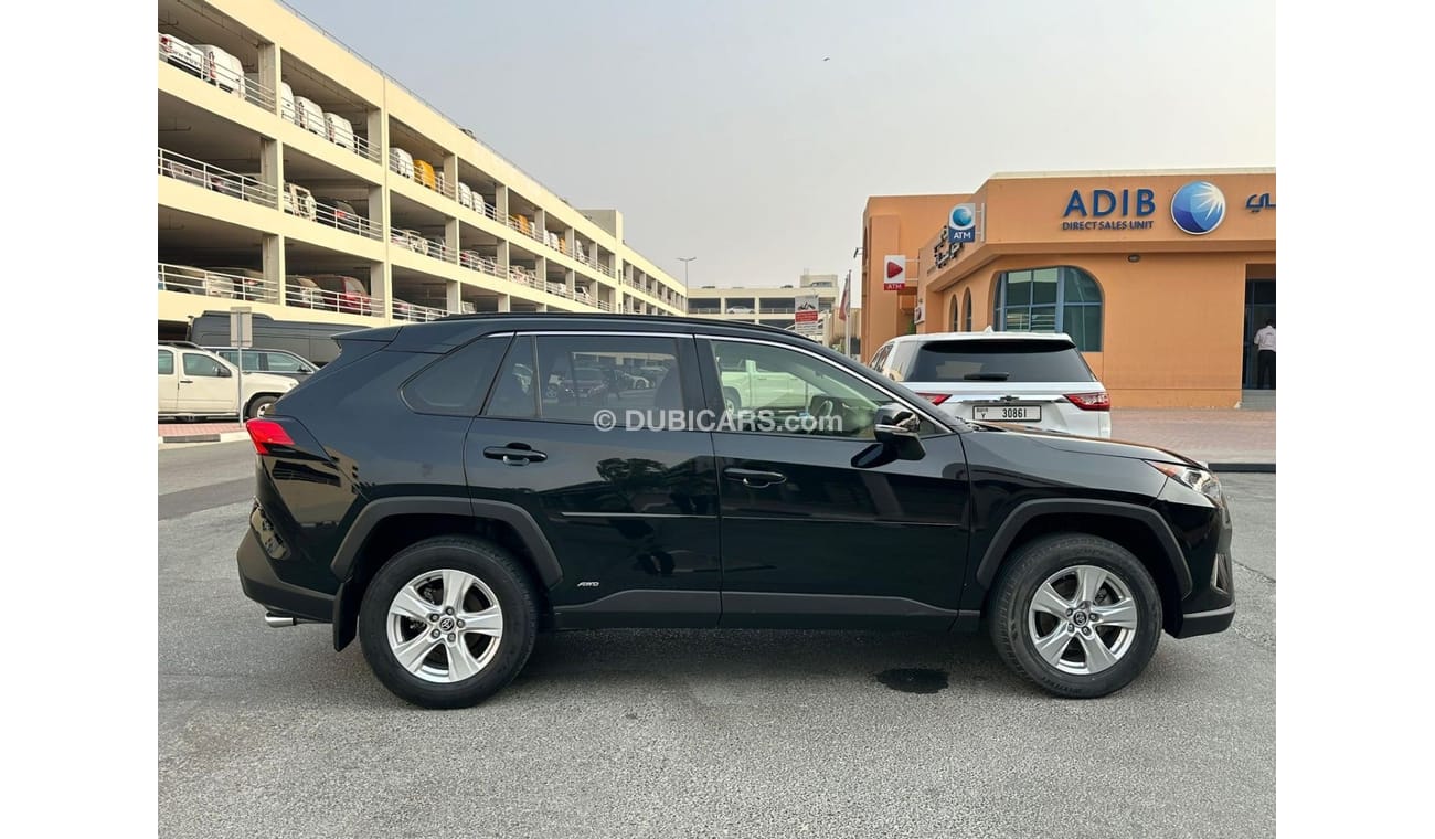 تويوتا راف ٤ TOYOTA RAV4 XLE HYBRID FULL OPTION 2020