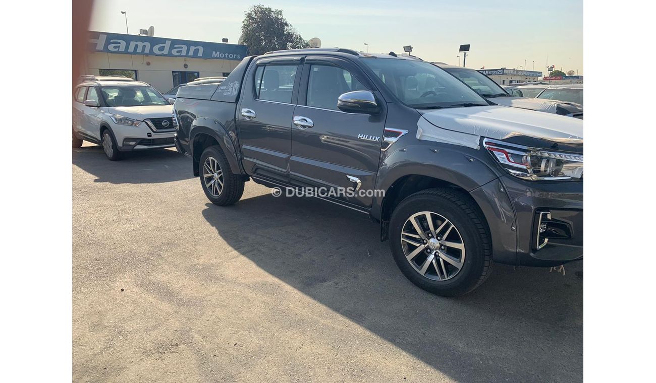 Toyota Hilux revo  full option