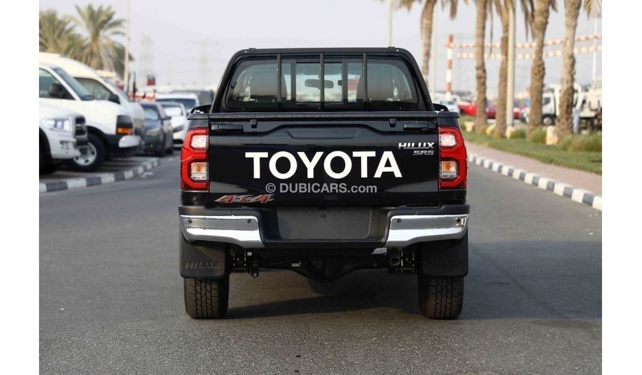 Toyota Hilux 2023 Toyota Hilux 4x4 DC 2.8 SR5 - Black inside black | Export Only