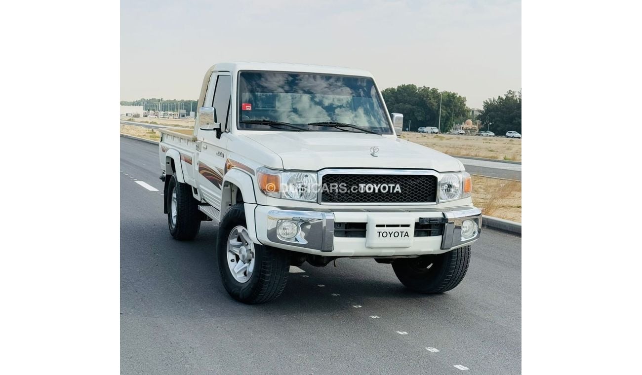 Toyota Land Cruiser Pick Up PICKUP 70th LX1 4.0L