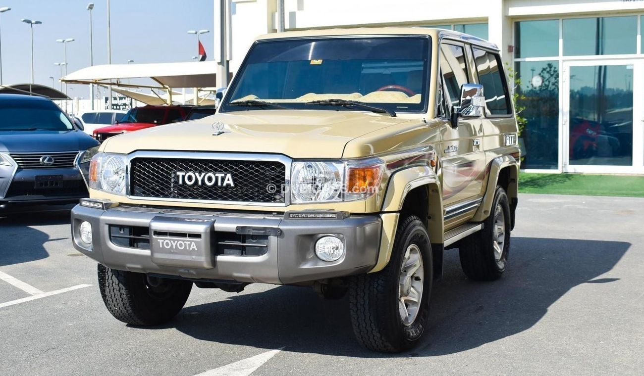 Toyota Land Cruiser Hard Top