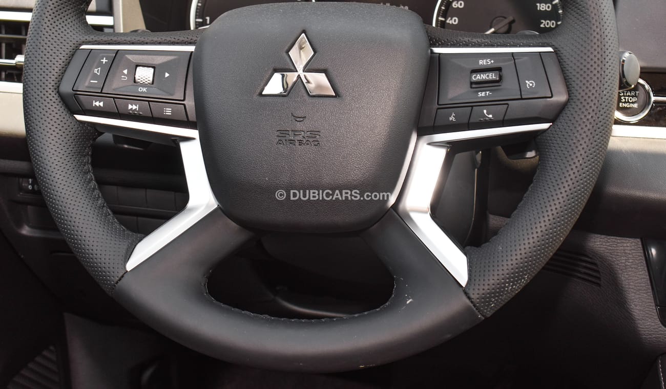 Mitsubishi Outlander 2.5L  4WD