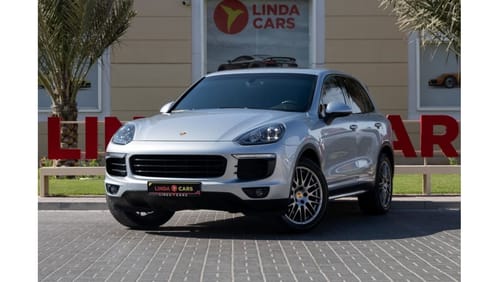 Porsche Cayenne Std 3.6L Porsche Cayenne 2016 GCC under Warranty with Flexible Down-Payment.